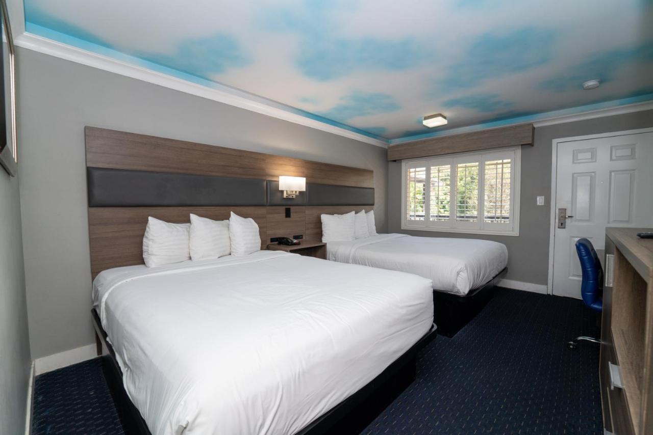 לוס אנג'לס Hollywood Palms Inns & Suites מראה חיצוני תמונה