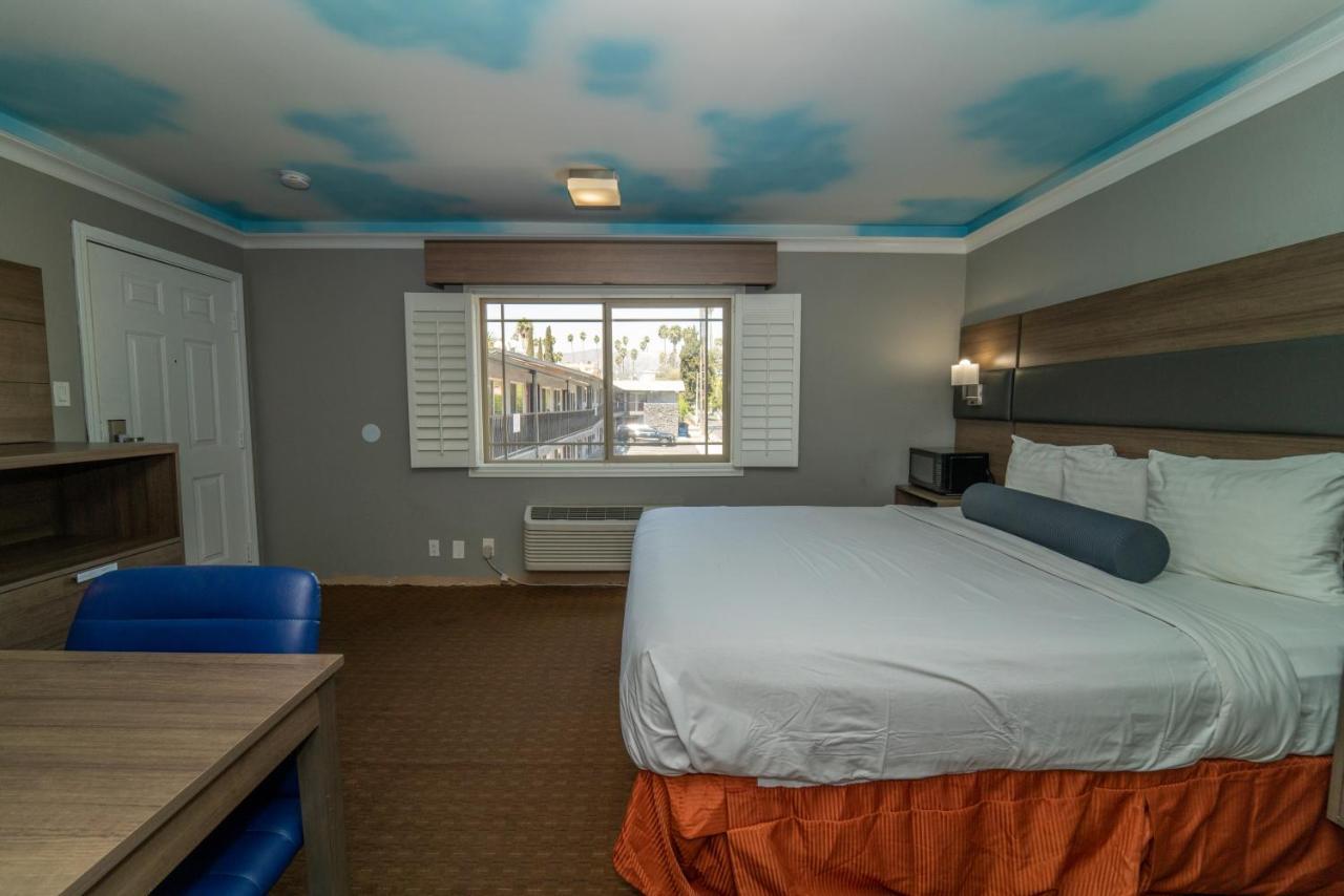 לוס אנג'לס Hollywood Palms Inns & Suites מראה חיצוני תמונה