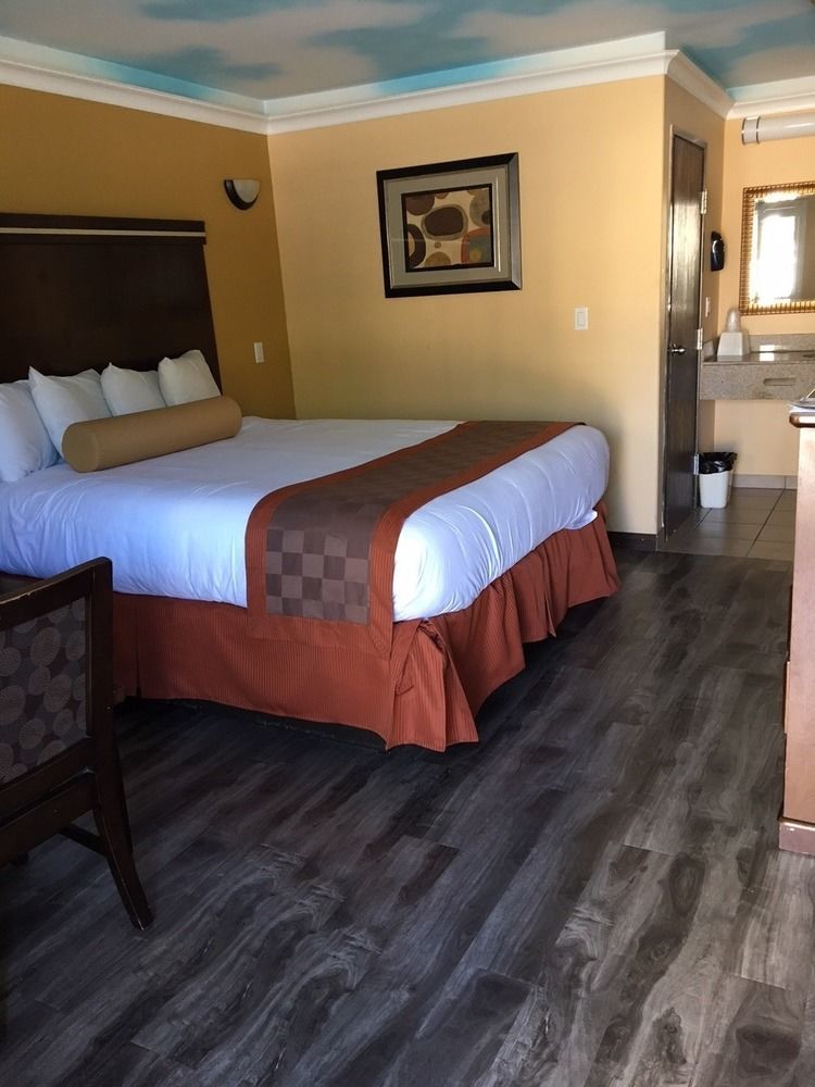 לוס אנג'לס Hollywood Palms Inns & Suites מראה חיצוני תמונה
